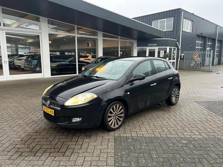 Fiat Bravo 1.4 T-Jet Emotion | APK TOT 31-07-2026 | WINTERAU, Auto's, Fiat, Bedrijf, Te koop, Bravo, ABS, Airbags, Airconditioning