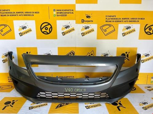 Voorbumper Volvo V40 Cross country KLS 3135331010 bumper, Auto-onderdelen, Carrosserie en Plaatwerk, Bumper, Volvo, Voor, Gebruikt