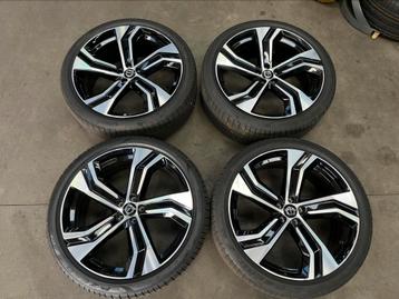 Originele Volvo 22 inch velgen + banden – Zo goed als nieuw! beschikbaar voor biedingen