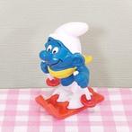 Vintage Smurf op ski's Peyo W. Germany 20091 oud 70s Smurfen, Verzamelen, Smurfen, Ophalen of Verzenden, Gebruikt, Verschillende Smurfen