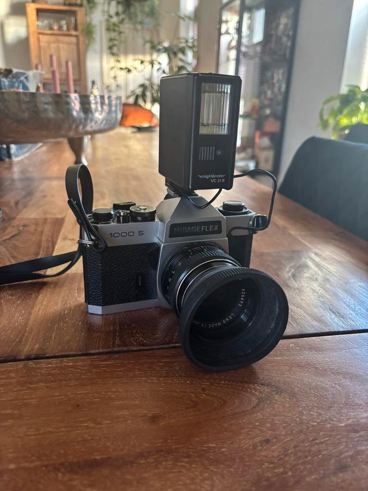 Vintage spiegelreflexcamera met accessoires, Audio, Tv en Foto, Fotocamera's Analoog, Zo goed als nieuw, Spiegelreflex, Canon