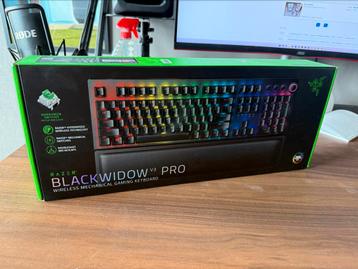 Razer BlackWidow V3 Pro (RGB, draadloos, Green switches) beschikbaar voor biedingen