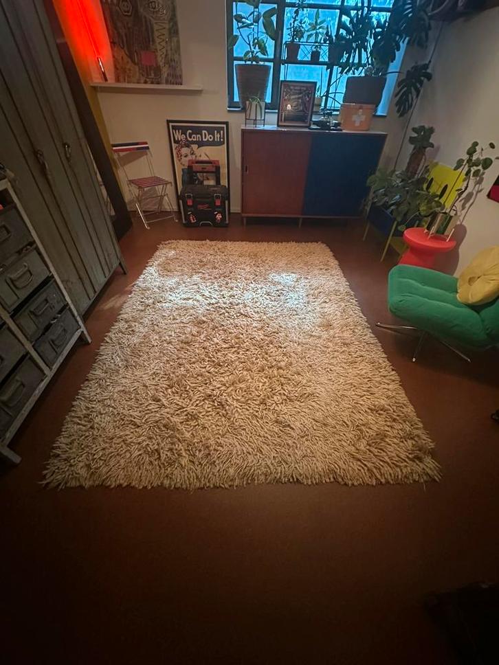 Vintage hoogpolig wollen kleed 250 x 185, Huis en Inrichting, Stoffering | Tapijten en Kleden, Gebruikt, 150 tot 200 cm, 200 cm of meer