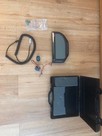 Motorsport Carbon 2D BigDash-Display beschikbaar voor biedingen