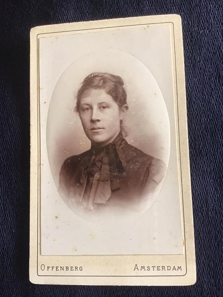 CDV, Dame, OFFENBERG, AMSTERDAM, Carte de Visite 2, Verzamelen, Foto's en Prenten, Gebruikt, Foto, Voor 1940, Ophalen of Verzenden
