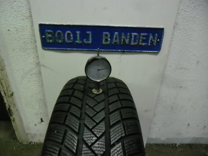 215 65 17 demowinterbanden vredestein wintracpro met 7,7 mm, Auto-onderdelen, Banden en Velgen, Banden en Velgen, Winterbanden