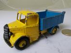 Dinky Toys 410 (1955) BEDFORD TIPPER - YELLOW/BLUE-., Dinky Toys, Gebruikt, Ophalen of Verzenden, Bus of Vrachtwagen
