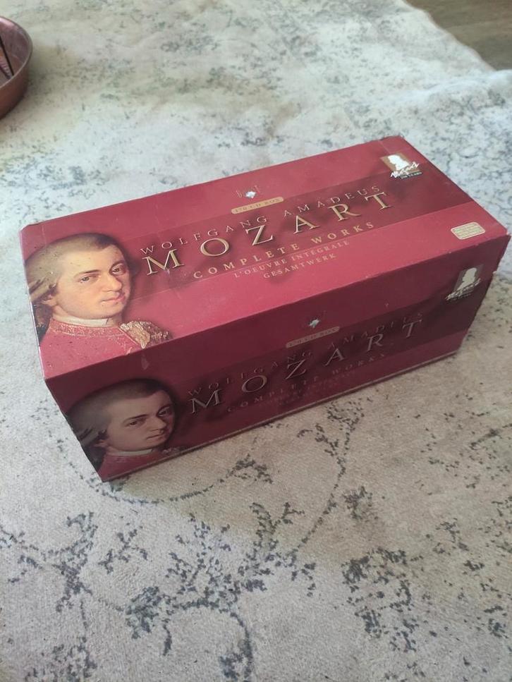 Mozart Complete Works Boxset - Zo goed als nieuw!, Cd's en Dvd's, Cd's | Klassiek, Zo goed als nieuw, Orkest of Ballet, Classicisme