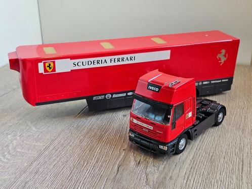 Iveco Cursor, vrachtwagen tbv F1 Scuderia Ferrari., Hobby en Vrije tijd, Modelauto's | 1:43, Zo goed als nieuw, Bus of Vrachtwagen