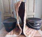 Antieke hoed in doos & stola in doos 2 x hoedenstandaard, Antiek en Kunst, Ophalen of Verzenden