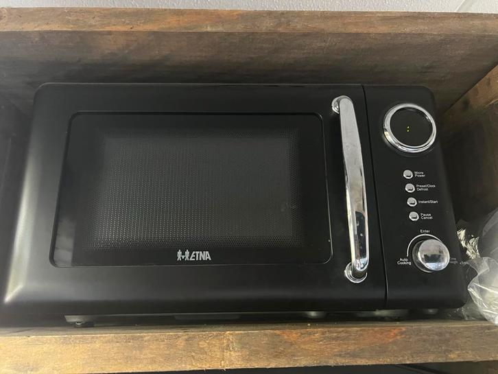 Etna Magnetron - Compact Zwart, Witgoed en Apparatuur, Magnetrons, Gebruikt, Vrijstaand, Magnetron, Minder dan 45 cm, Draaiplateau