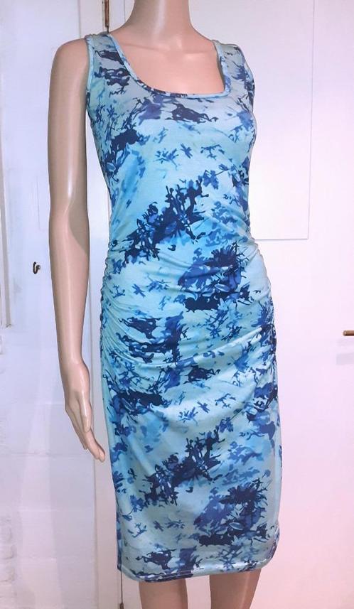 Midi Jurk blauw marmer patroon S of 36, Kleding | Dames, Jurken, Zo goed als nieuw, Maat 36 (S), Blauw, Onder de knie, Verzenden