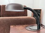 Industriele jaren 70 retro tafellamp in bruin met zwart., Gebruikt, Ophalen of Verzenden, Metaal, Minder dan 50 cm