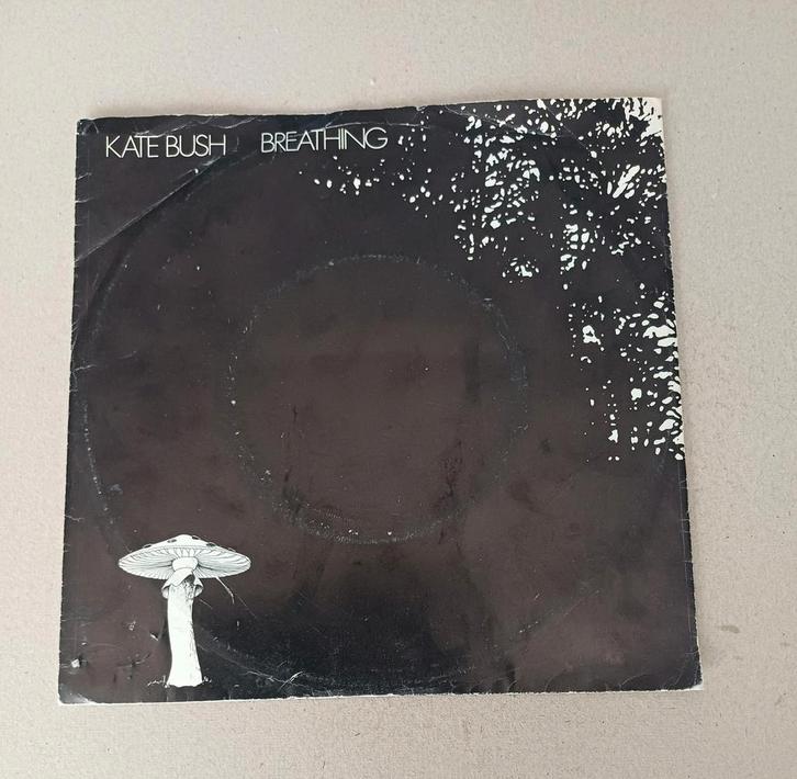 Kate Bush - Breathing, Cd's en Dvd's, Vinyl Singles, Gebruikt, Single, Pop, 7 inch, Ophalen of Verzenden