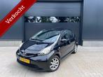 Toyota Aygo 1.0-12V Comfort Airco Nap Nieuwe APK!, Voorwielaandrijving, Stof, Gebruikt, Zwart