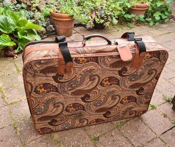 Retro Koffer met Paisley Motief - Utrecht beschikbaar voor biedingen