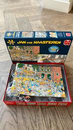 2 puzzels 1000 stukjes Jan van Haasteren mét poster, Hobby en Vrije tijd, Denksport en Puzzels, Ophalen of Verzenden, Zo goed als nieuw