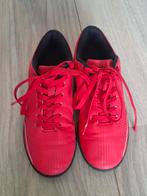Gymschoenen  zaalschoenen voetbalschoenen, Kinderen en Baby's, Kinderkleding | Schoenen en Sokken, Ophalen of Verzenden, Zo goed als nieuw