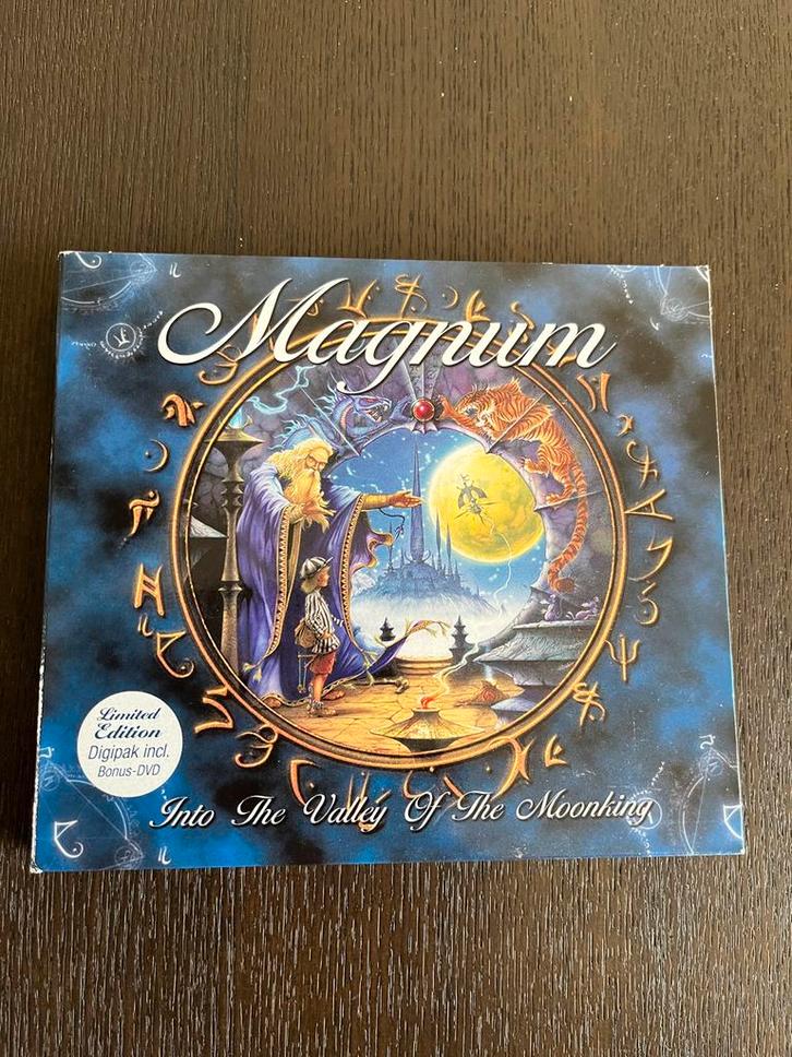 Magnum - Into The Valley Of The Moonking, Cd's en Dvd's, Cd's | Rock, Zo goed als nieuw, Poprock, Ophalen