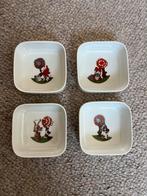 Fabeltjeskrant Keramiek Schaaltjes 9x9cm - Onbeschadigd, Huis en Inrichting, Porselein of Keramiek, Schaal, Vierkant, Ophalen of Verzenden