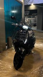 Vespa sprint notté, Fietsen en Brommers, Scooters | Vespa, Maximaal 45 km/u, Vespa S, Ophalen of Verzenden, Zo goed als nieuw