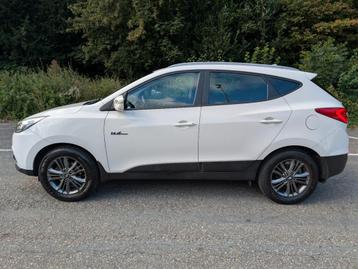 Hyundai iX35 1.6 GDI 2WD 2014 Wit, lage km-stand beschikbaar voor biedingen