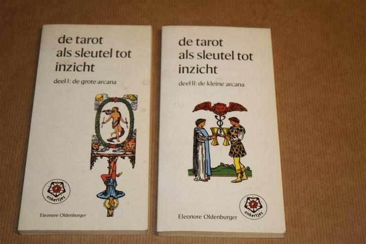 De Tarot als sleutel tot inzicht - 2 delen, Boeken, Esoterie en Spiritualiteit, Zo goed als nieuw, Overige typen, Tarot of Kaarten leggen