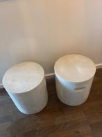 Twee cementen bijzettafels, Overige materialen, Minder dan 55 cm, Gebruikt, Rond