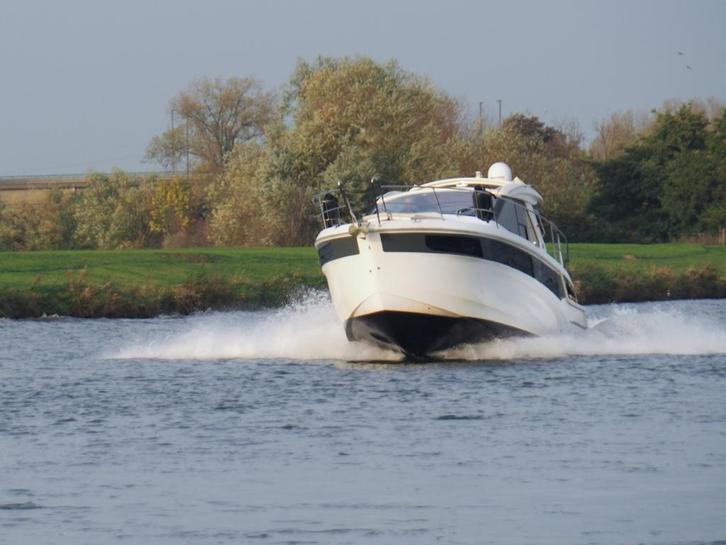 Bayliner / Sea Ray / Cris Craft / Maxum / Axopar / Sunseeker, Watersport en Boten, Speedboten, Gebruikt, 6 meter of meer, Diesel