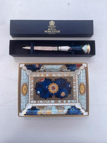 Millennium Royal Worcester briefopener met schaal beschikbaar voor biedingen