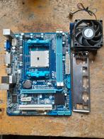 Moederbord Gigabyte GA-F2A75M-HD2 AMD, Gebruikt, Ophalen of Verzenden, Socket FM2, AMD