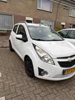 Chevrolet Spark 1.0 Bifuel 2012 Wit lpg benzine, Auto's, Chevrolet, 37 €/maand, 4 cilinders, Wit, Origineel Nederlands