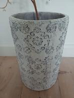 Zwart/witte  vaas /bloempot met details, Zwart, Aardewerk of Porselein, Ophalen of Verzenden, Zo goed als nieuw