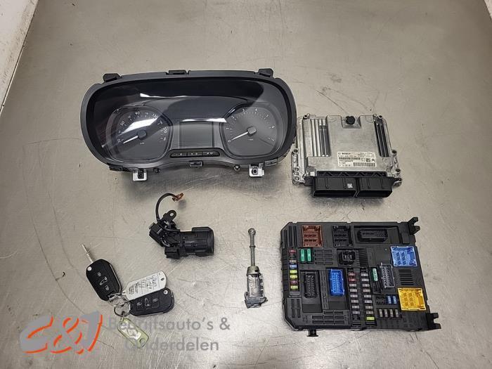 Kontaktslot + computer van een Citroen Jumpy, Auto-onderdelen, Overige Auto-onderdelen, Citroën, Gebruikt, 3 maanden garantie