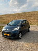 Peugeot 107, Auto's, Voorwielaandrijving, Stof, 4 stoelen, Origineel Nederlands