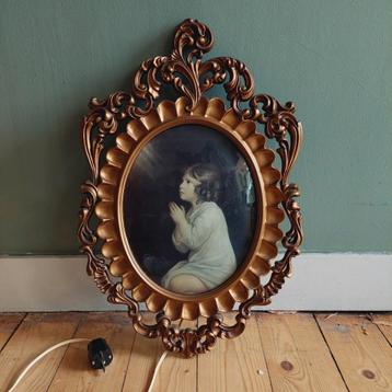Lucky Vintage Italiaanse prent met lamp en bol glas beschikbaar voor biedingen
