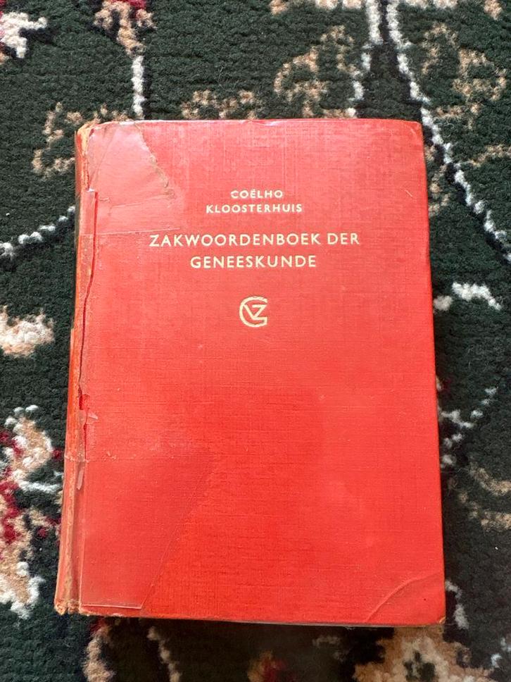 Zakwoordenboek der Geneeskunde - Coelho Kloosterhuis, Boeken, Woordenboeken, Gelezen, Nederlands, Overige uitgevers, Ophalen of Verzenden
