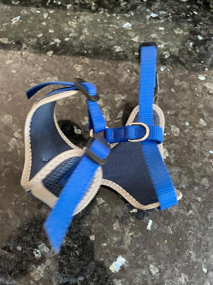 Ferplast Nikita Y tuig maat S, Dieren en Toebehoren, Hondenhalsbanden en Penningen, Zo goed als nieuw, Ophalen