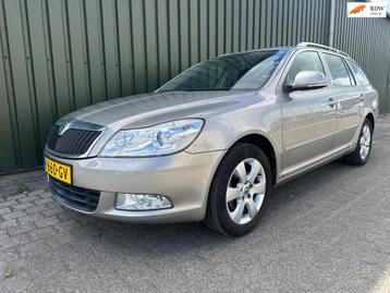 Skoda Octavia Combi 1.4 TSI Ambition Automaat unieke nette a beschikbaar voor biedingen