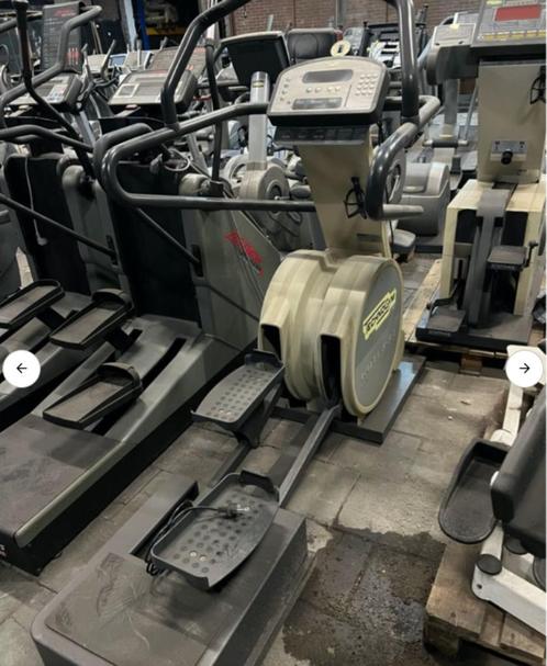 Technogym Rotex 600 XT Pro Crosstrainer, Sport en Fitness, Fitnessmaterialen, Gebruikt, Overige typen, Armen, Benen, Borst, Buik