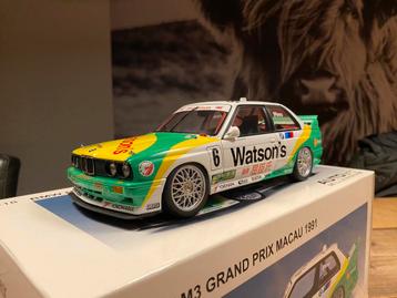Zeldzaam ! 1:18 BMW M3 E30 Watson’s van Autoart ! beschikbaar voor biedingen
