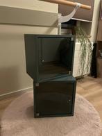 Twee kubussen groen blauwig glazen deurtjes  Eket, Ophalen, Nieuw