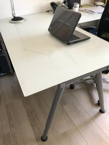 bureau Ikea Galant glas - afbeelding 4