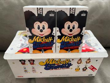 Mickey en Minnie Labubu Popmart origineel together Keychain beschikbaar voor biedingen