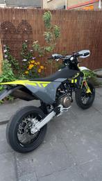 Husqvarna 701 SM 1400km 2024 met fabrieksgarantie, Motoren, Motoren | Husqvarna, Particulier, SuperMoto