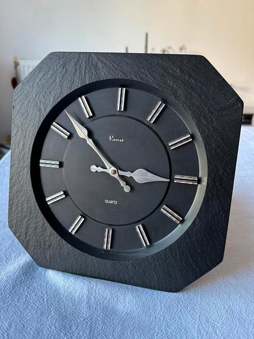 Vaerst Vintage Leisteen Wandklok, Huis en Inrichting, Woonaccessoires | Klokken, Zo goed als nieuw, Ophalen of Verzenden
