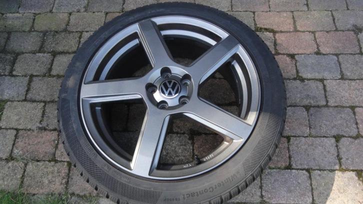 Volkswagen Polo alu velgen  met winterbanden 17 inch, Auto-onderdelen, Banden en Velgen, Banden en Velgen, Winterbanden, 17 inch