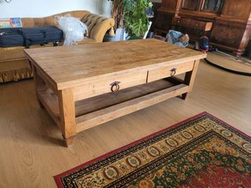 Massief Eiken Salontafel met Lades beschikbaar voor biedingen
