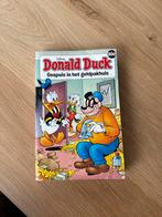 Donald Duck 300 - Gespuis in het geldpakhuis, Eén stripboek, Ophalen of Verzenden, Gelezen
