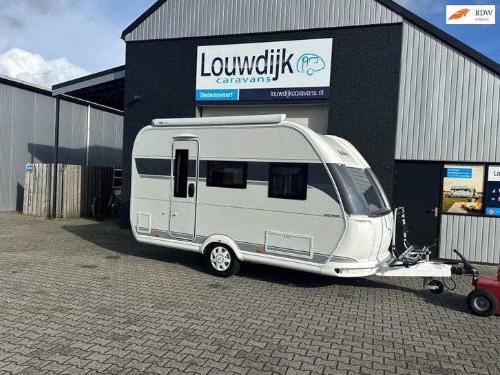 HOBBY On Tour 390 SF ’25 (Vastbed, Treinzit), Caravans en Kamperen, Caravans, Bedrijf, tot en met 4, 1000 - 1250 kg, Treinzit